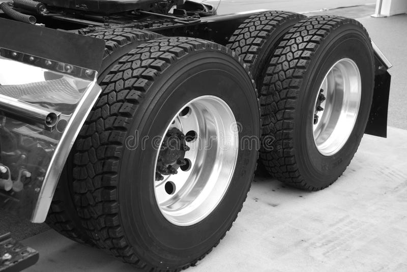truck tyres